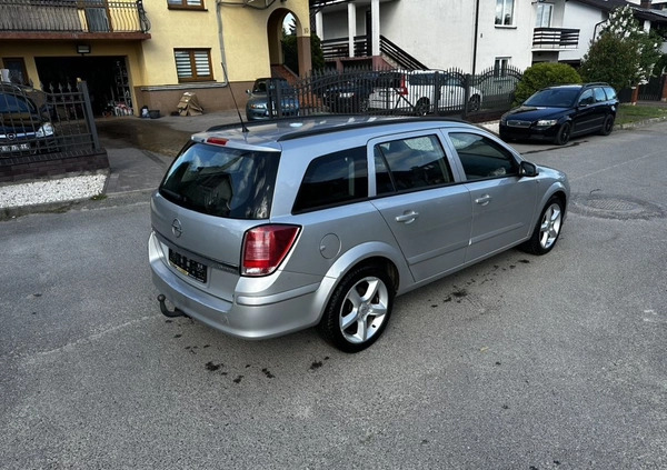 Opel Astra cena 10500 przebieg: 240000, rok produkcji 2005 z Ryki małe 172